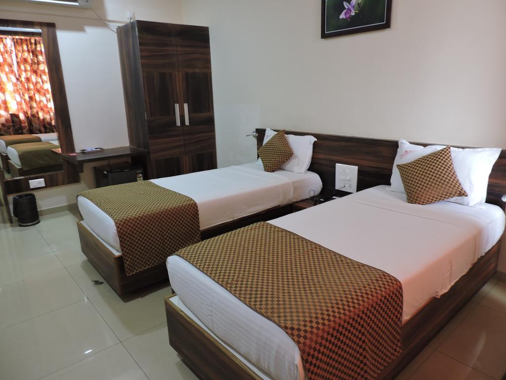 Hotel Sangam Regency Ratnagiri Phòng bức ảnh